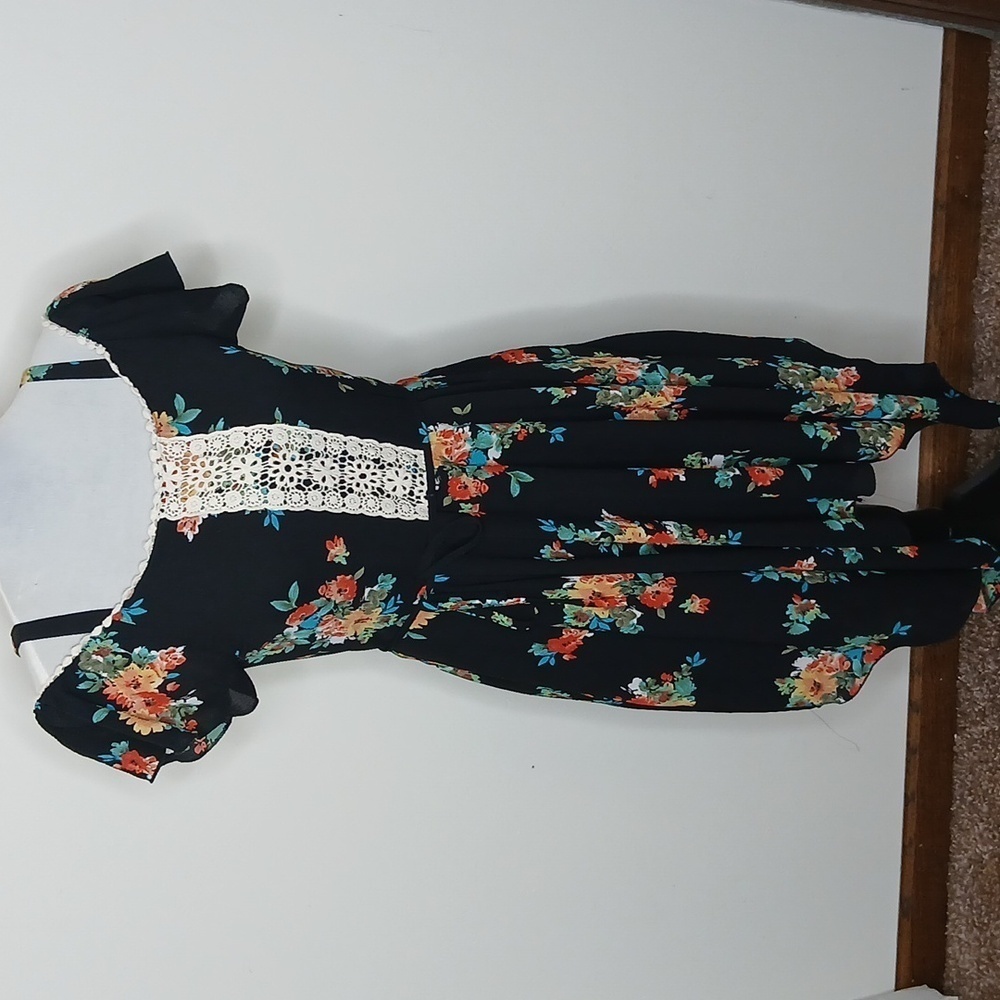 Zunie cold shoulder floral midi dress size 14